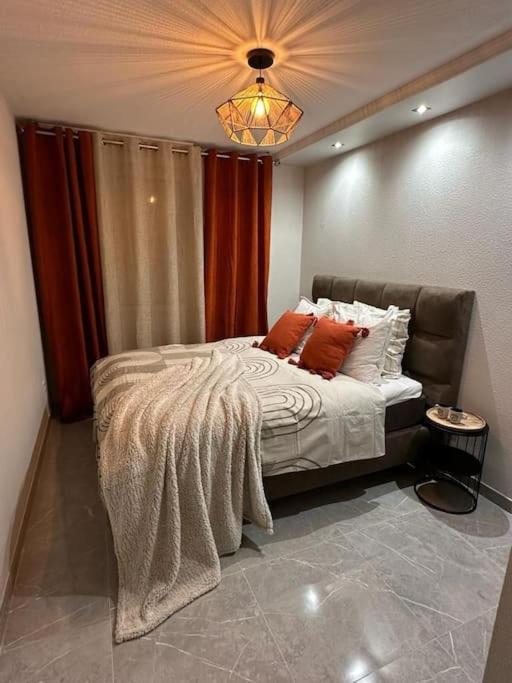 T3 5 Etoile Jacuzzi Apartman Toulouse Kültér fotó