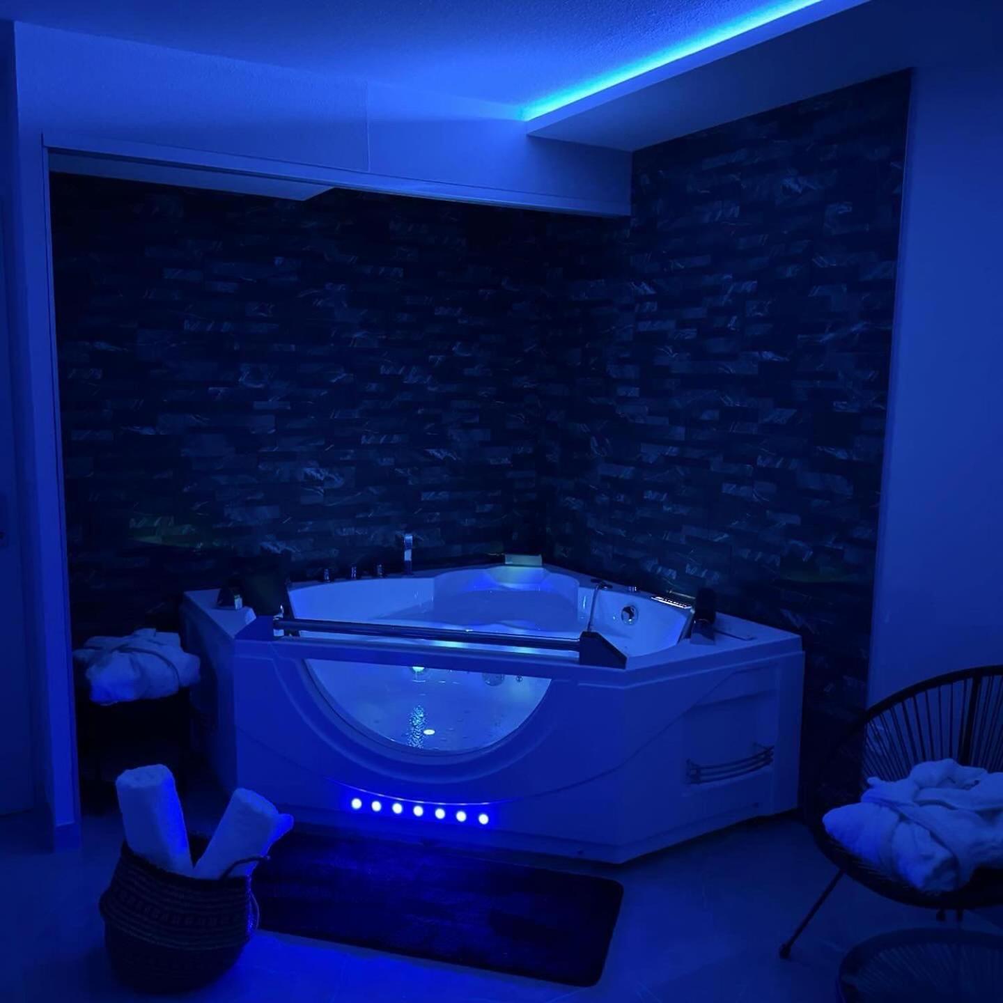 T3 5 Etoile Jacuzzi Apartman Toulouse Kültér fotó